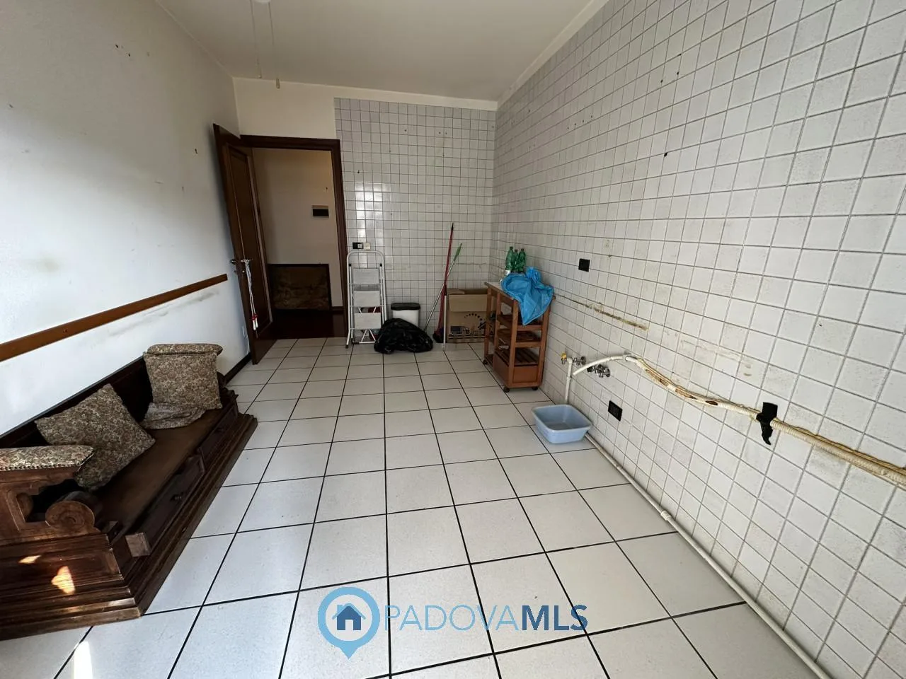 Appartamento con 3 camere e ampio terrazzo nel cuore di Montegrotto Terme (PD) — foto 6