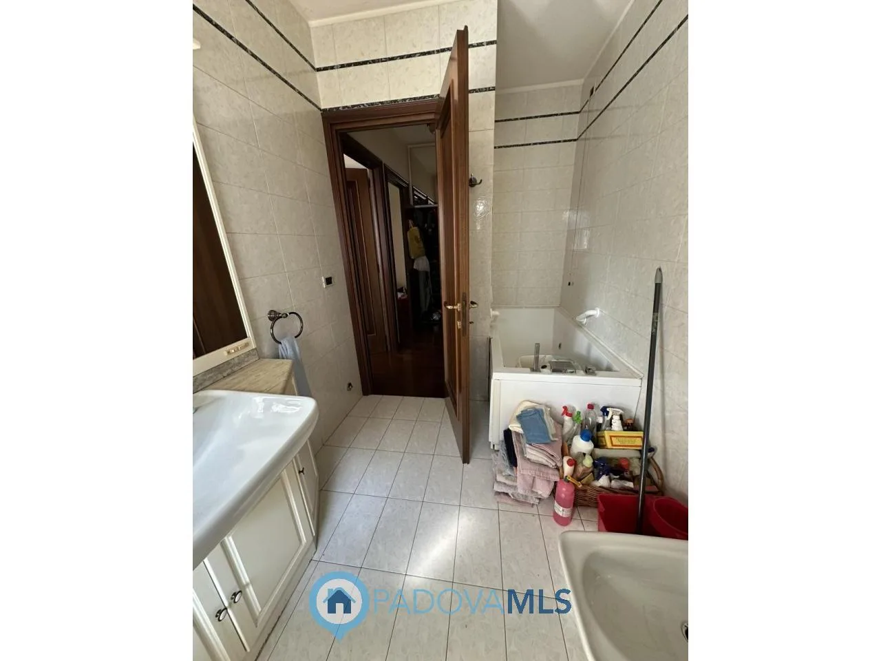 Appartamento con 3 camere e ampio terrazzo nel cuore di Montegrotto Terme (PD) — foto 14
