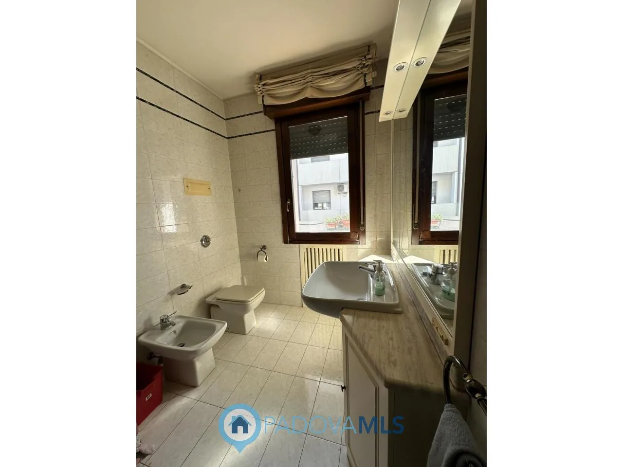 Appartamento con 3 camere e ampio terrazzo nel cuore di Montegrotto Terme (PD) — foto 16
