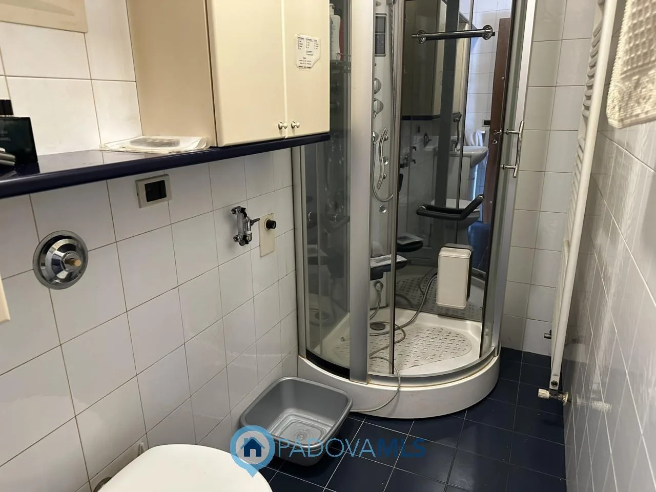 Appartamento con 3 camere e ampio terrazzo nel cuore di Montegrotto Terme (PD) — foto 26