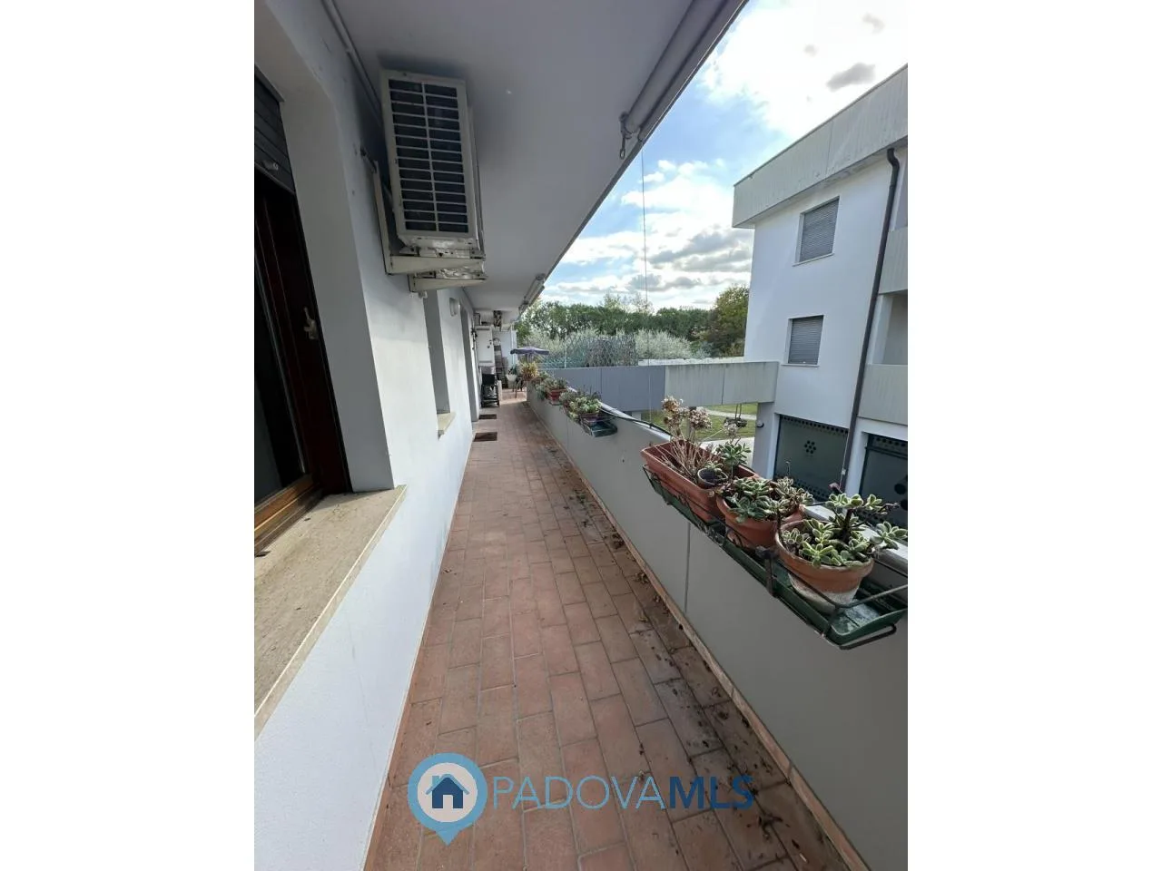 Appartamento con 3 camere e ampio terrazzo nel cuore di Montegrotto Terme (PD) — foto 30