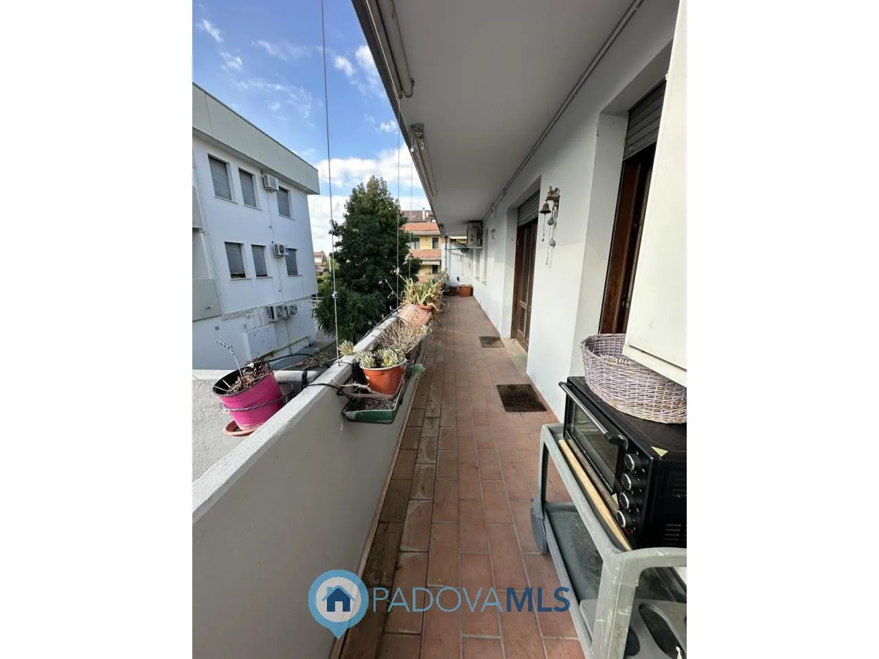 Appartamento con 3 camere e ampio terrazzo nel cuore di Montegrotto Terme (PD) — foto 31