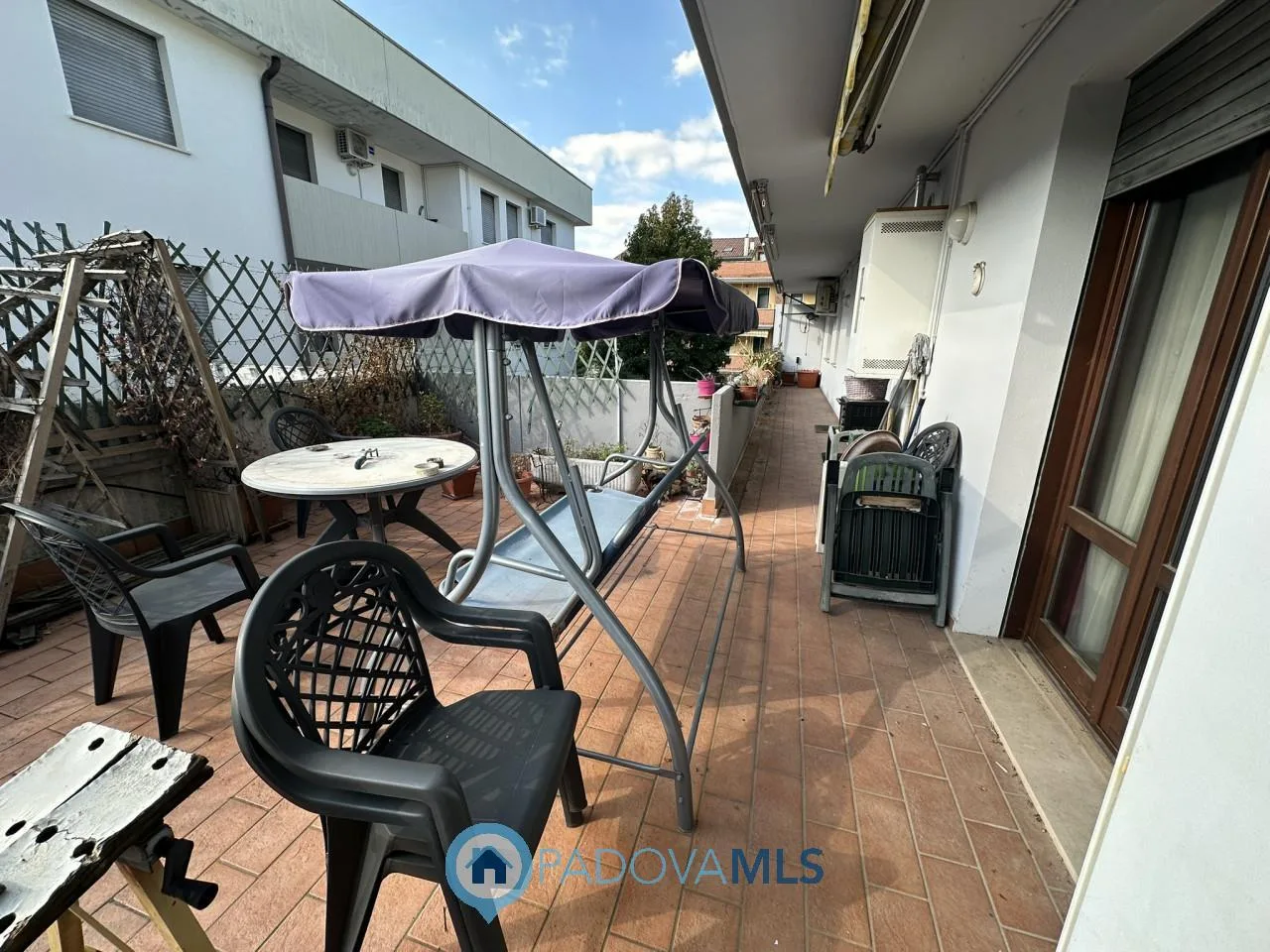 Appartamento con 3 camere e ampio terrazzo nel cuore di Montegrotto Terme (PD) — foto 34