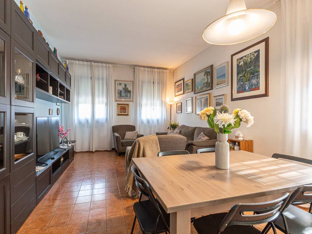 CASA SINGOLA CON DUE APPARTAMENTI INDIPENDENTI CENTRO PADOVA — foto 26