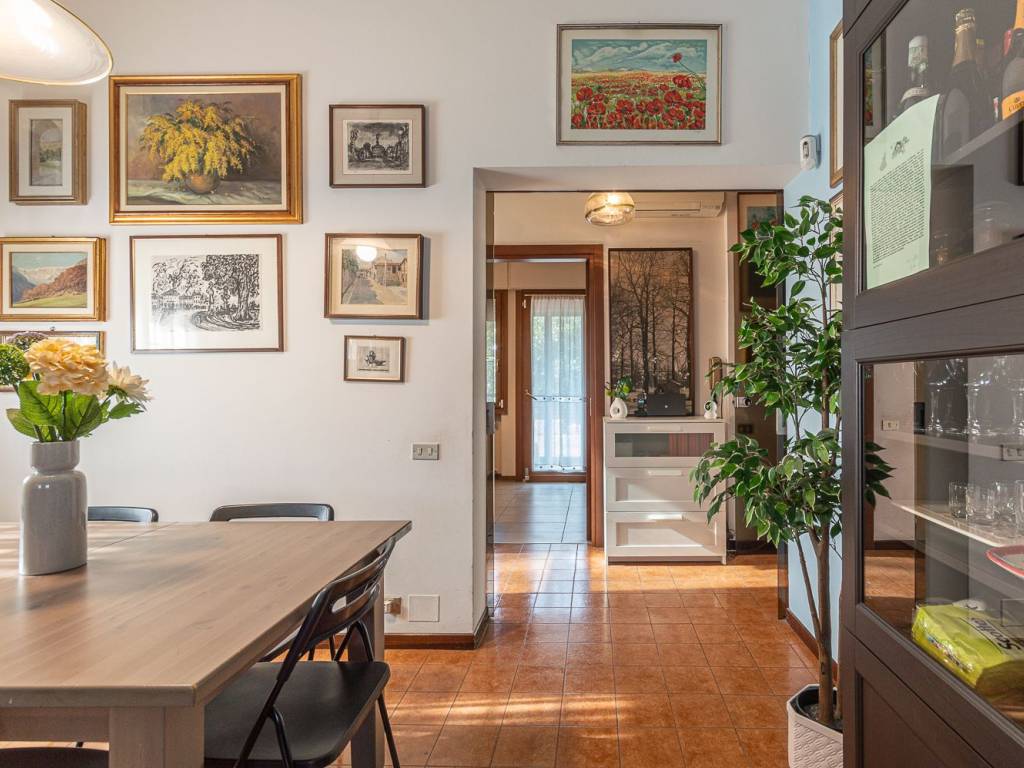 CASA SINGOLA CON DUE APPARTAMENTI INDIPENDENTI CENTRO PADOVA — foto 31
