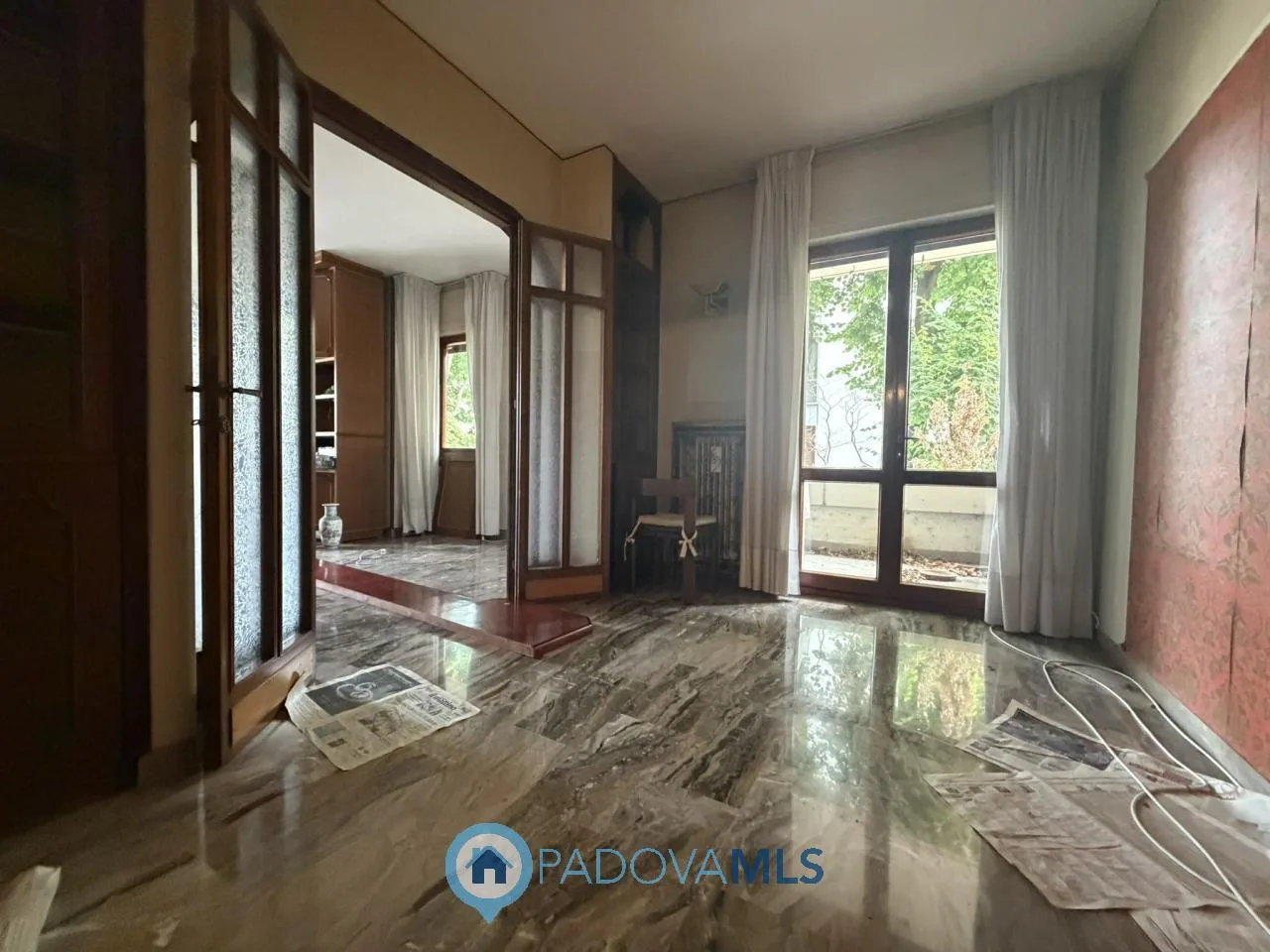AMPIO APPARTAMENTO DI 190 MQ CON TERRAZZO, GARAGE E CANTINA ZONA SANTA RITA (PD) — foto 14