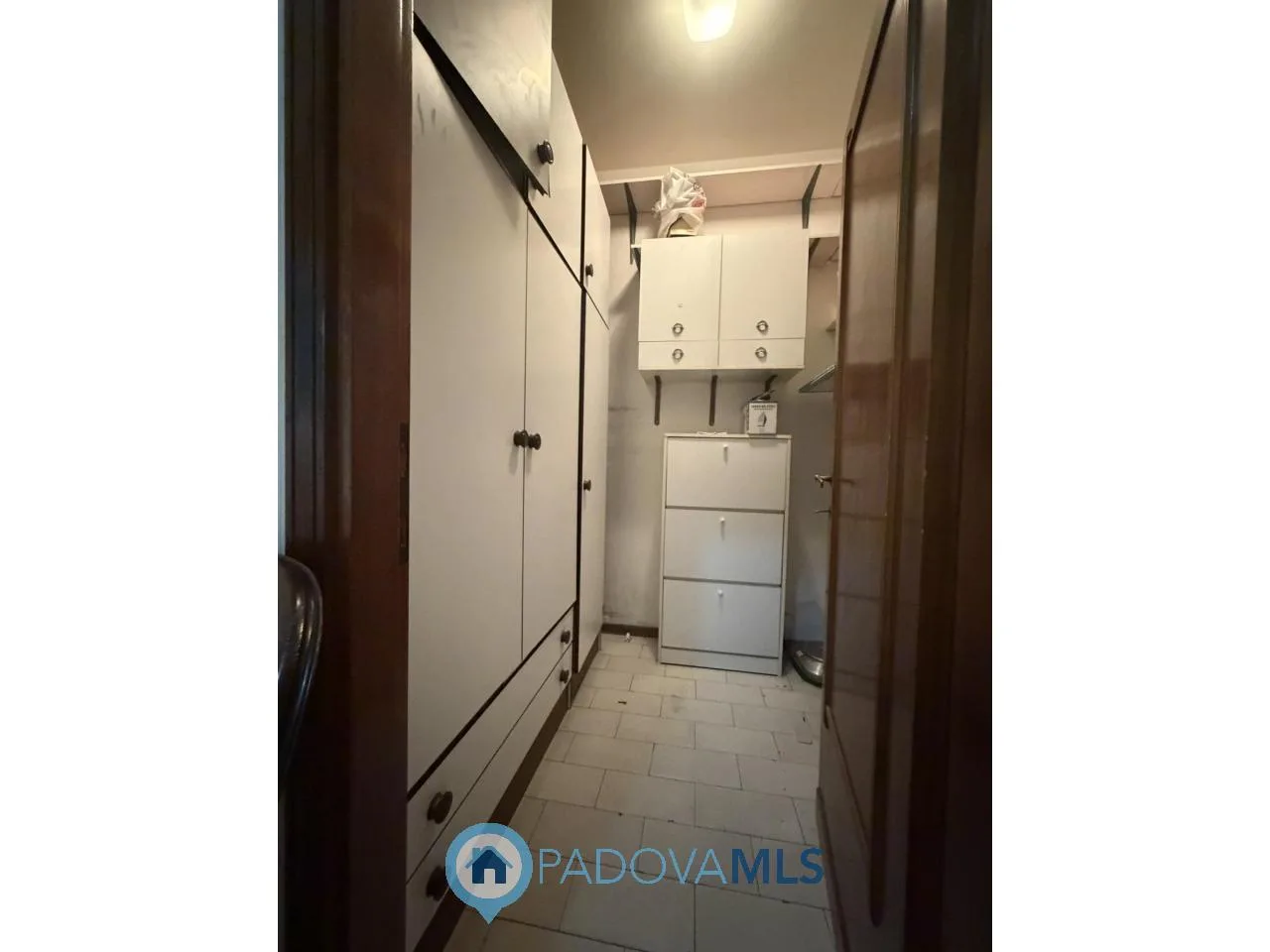 AMPIO APPARTAMENTO DI 190 MQ CON TERRAZZO, GARAGE E CANTINA ZONA SANTA RITA (PD) — foto 25