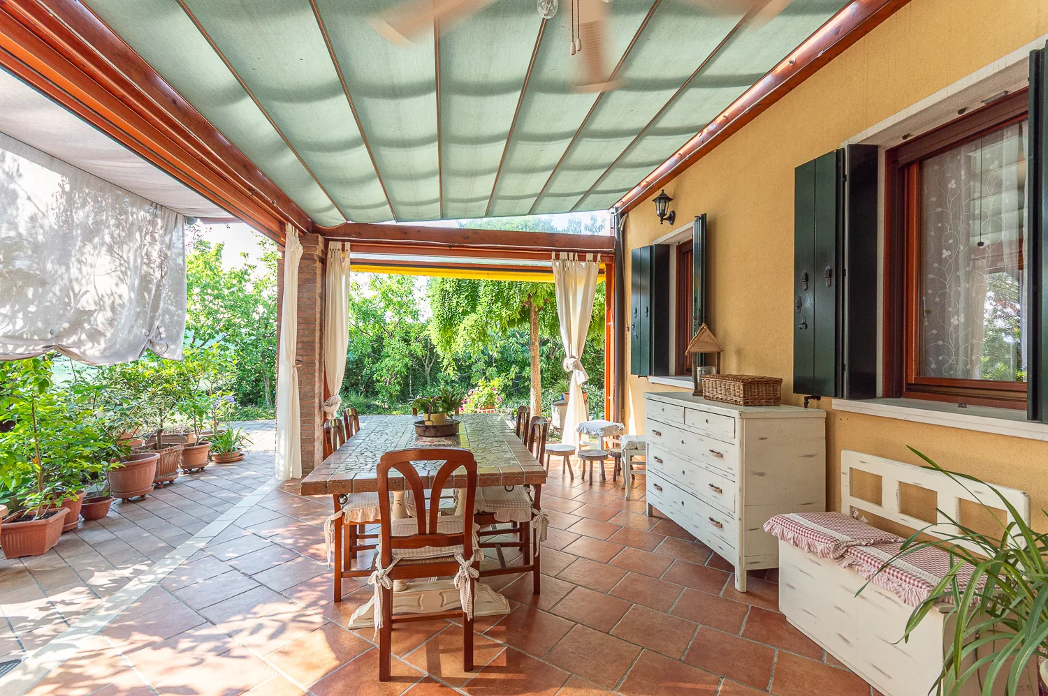 SPLENDIDA PORZIONE DI BIFAMILIARE CON AMPIO GIARDINO PRIVATO A DUE CARRARE (PD) — foto 26