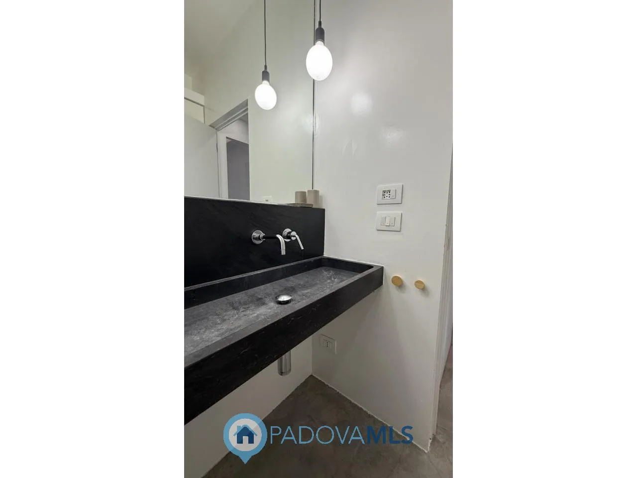 Trilocale nel centro storico di Padova (PD) — foto 23