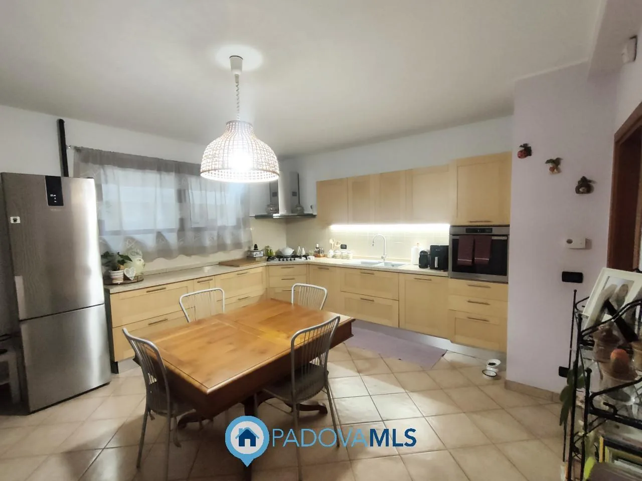Appartamento con taverna, giardino privato e garage doppio a Noventa Padovana (PD) — foto 7