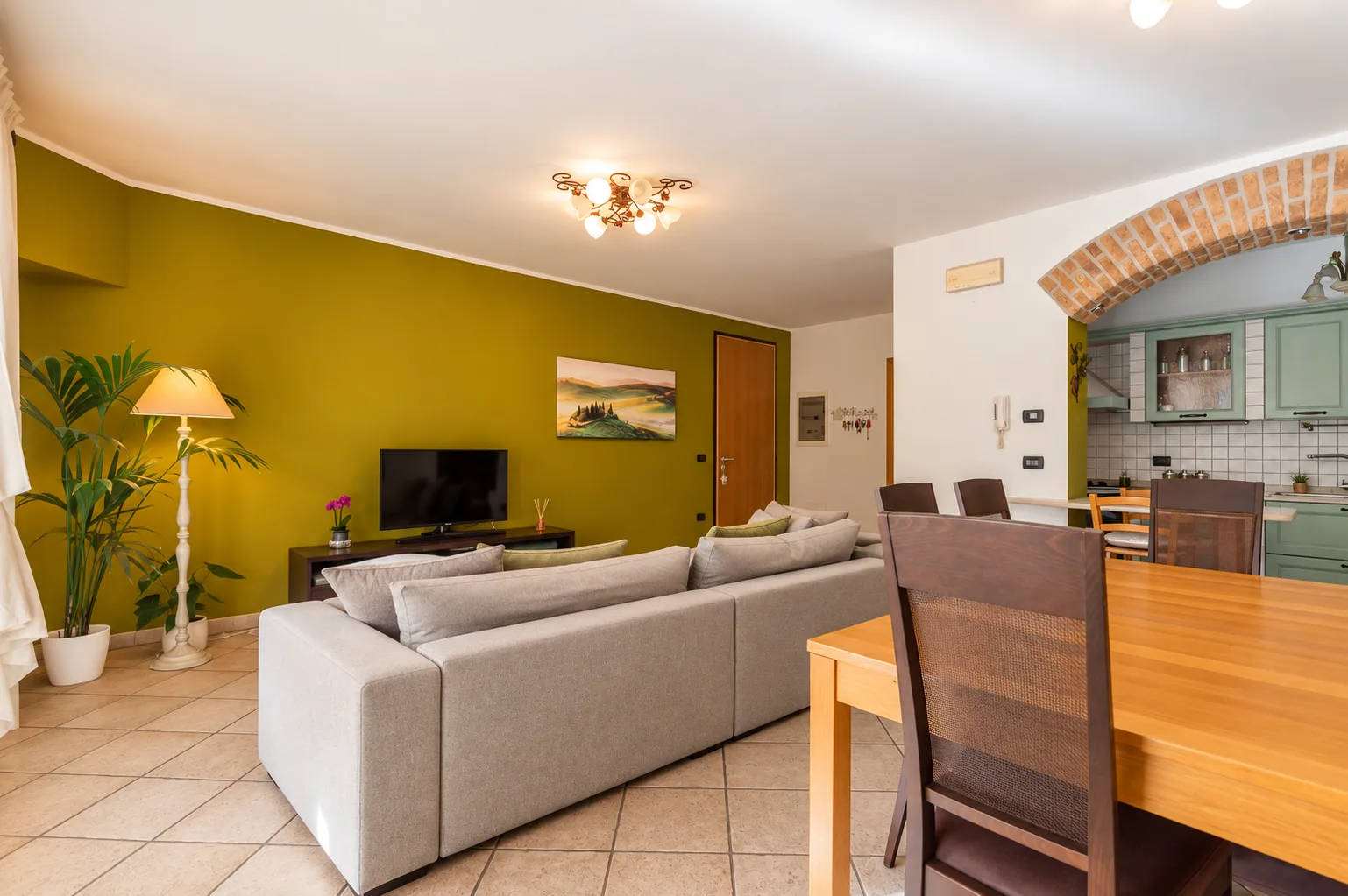 CASA SINGOLA CON AMPIO GIARDINO E TERRENO ANNESSO  — foto 5