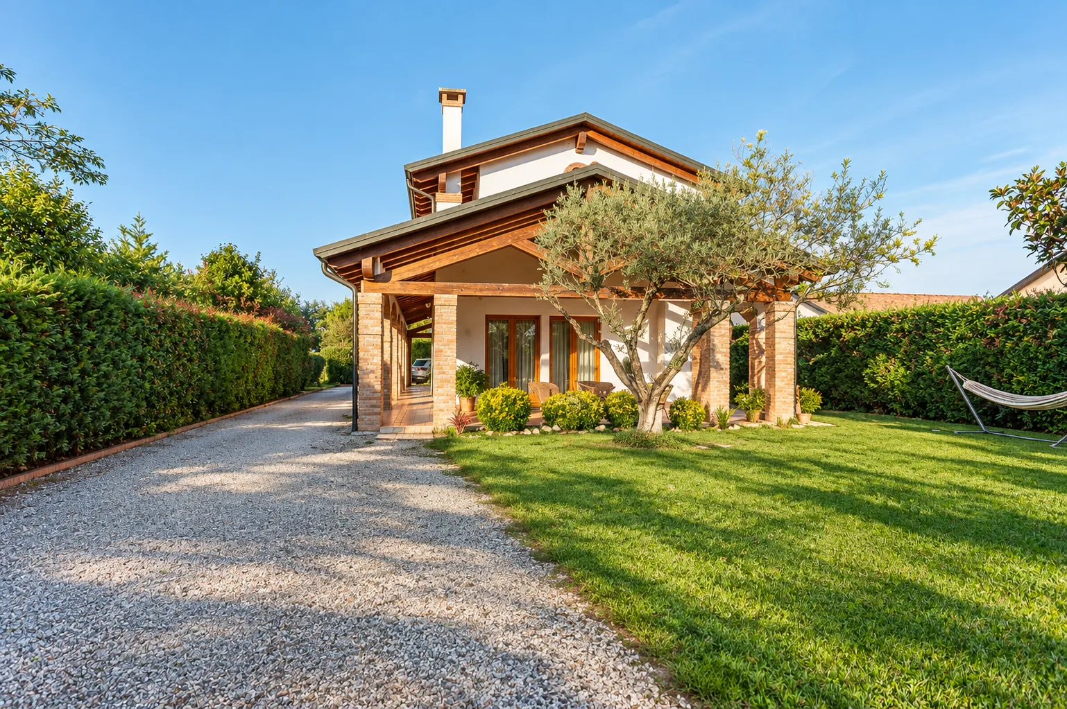 CASA SINGOLA CON AMPIO GIARDINO E TERRENO ANNESSO  — foto 34