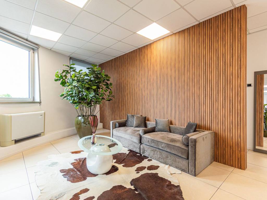 UFFICIO CON AMPIA TERRAZZA– MG TOWER, CORSO STATI UNITI (PD)