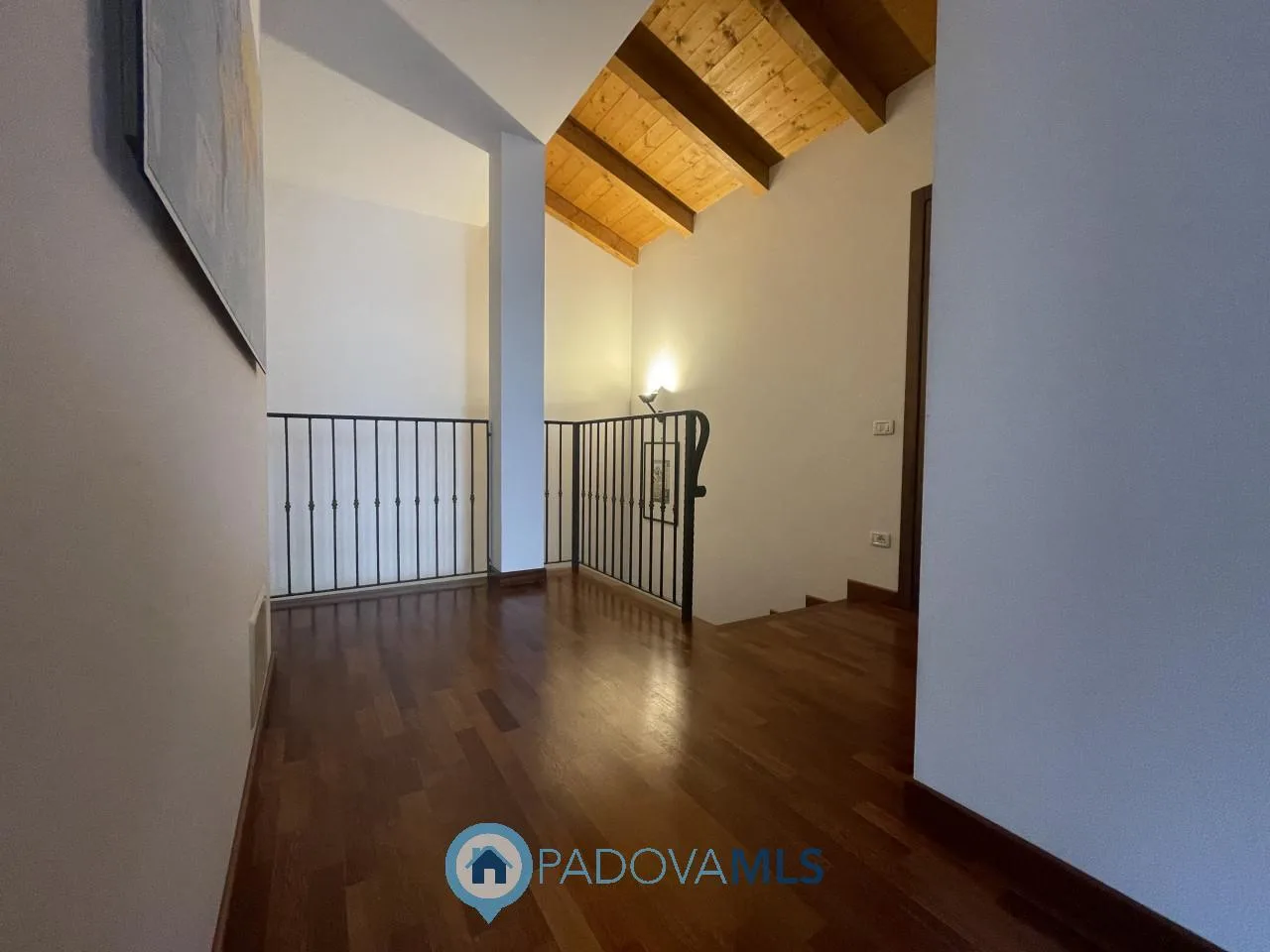 ELEGANTE BIFAMILIARE A RUBANO (PD) — foto 20