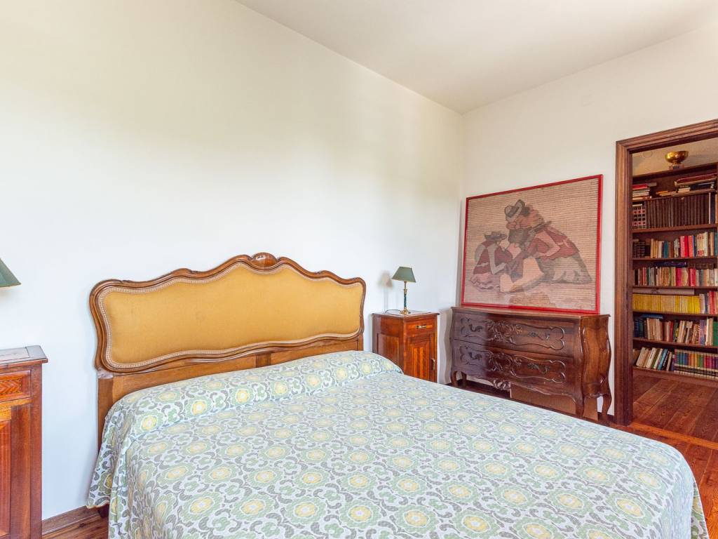 CASA DI CAMPAGNA IMMERSA IN UN'OASI DI 2000 MQ DI VERDE — foto 12