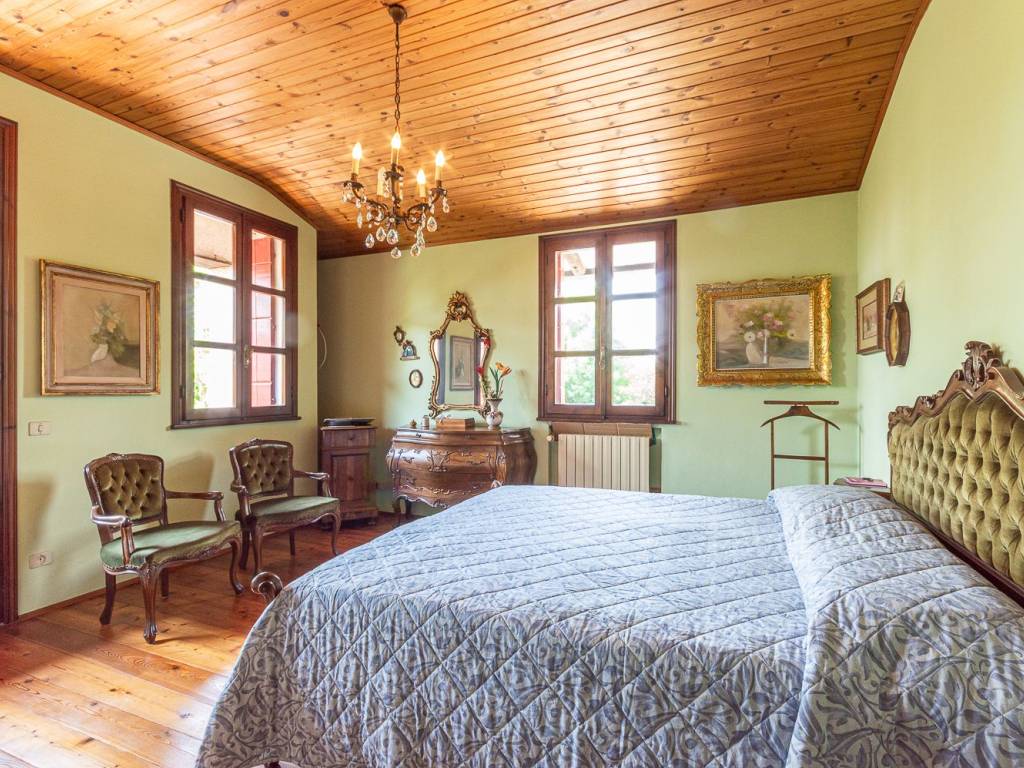 CASA DI CAMPAGNA IMMERSA IN UN'OASI DI 2000 MQ DI VERDE — foto 18
