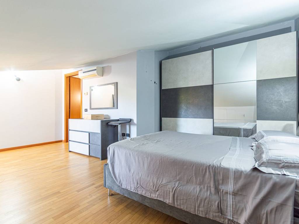 APPARTAMENTO LOCATO A REDDITO – OTTIMO INVESTIMENTO — foto 24