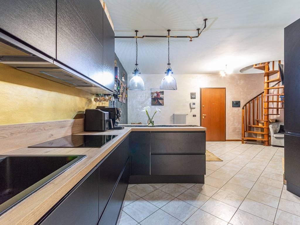 APPARTAMENTO LOCATO A REDDITO – OTTIMO INVESTIMENTO — foto 7